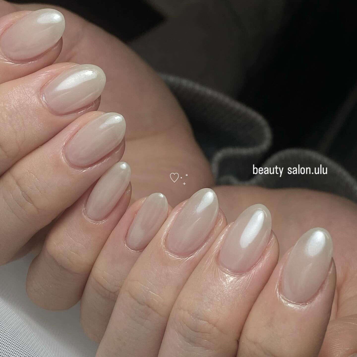大人気のパールネイル♡